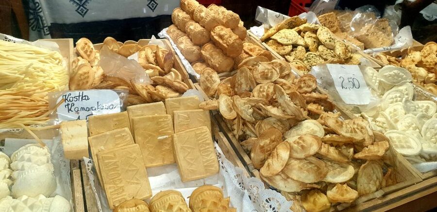 Krakow: Zakopane, Funicular, Cheese, and Highland Day Trip - Oscypek, the smoky taste of the Tatras