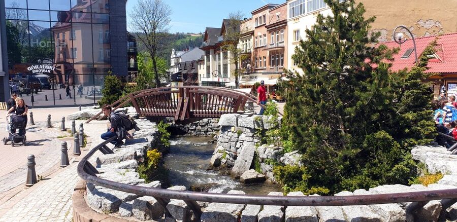 Krakow: Zakopane, Funicular, Cheese, and Highland Day Trip - Wielka Krokiew and Jaszczurówka Chapel