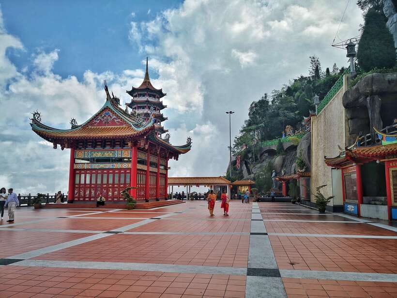 Kuala Lumpur: Genting Highlands & Batu Caves Day Trip - Simple ways to make the day better