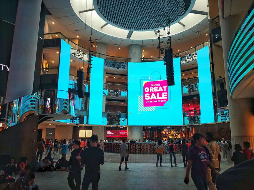 Kuala Lumpur: Genting Highlands & Batu Caves Day Trip - Guides, communication, and group comfort