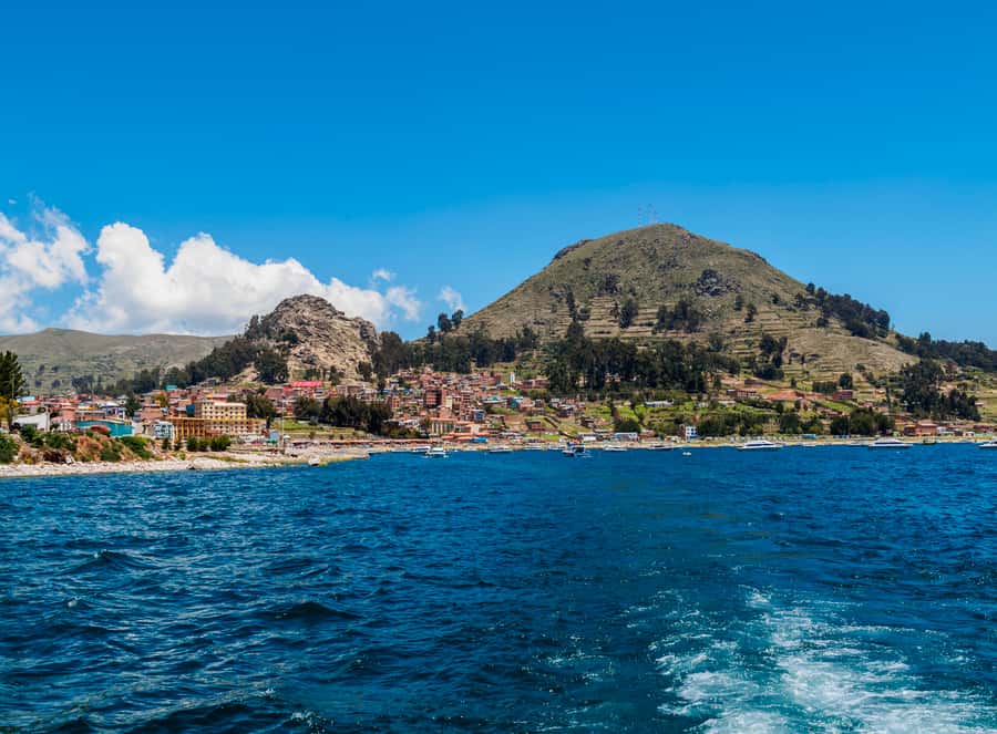 La Paz: Full Day Trip to Copacabana and Isla del Sol - Leaving La Paz for the Tiquina viewpoint