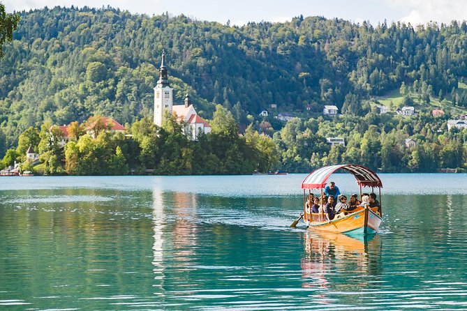 Lakes Bled & Bohinj and Vintgar Gorge Small-Group Day Trip from Ljubljana - Weather, shoes, and the long-day reality