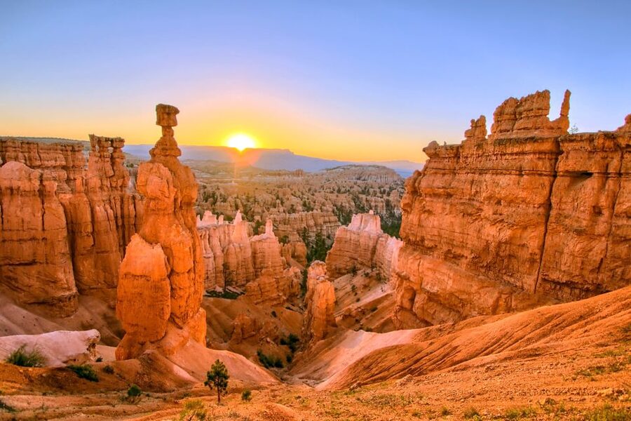 Las Vegas: Grand Canyon, Zion and Monument Valley 3-Day Tour - What this three-day Southwest trip really offers