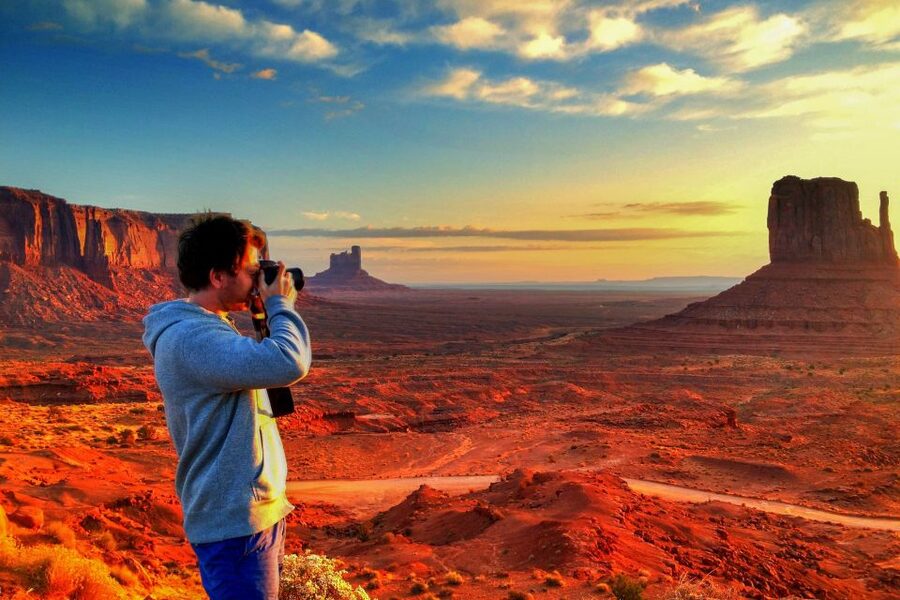 Las Vegas: Grand Canyon, Zion and Monument Valley 3-Day Tour - Who should book this tour?