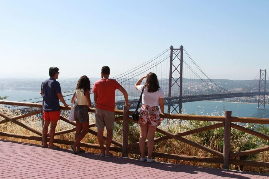 Lisbon: Arrábida and Sesimbra Day Trip with Wine - Is $75 good value for this route?