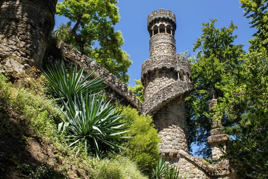 Lisbon: Regaleira, Sintra, Cape Rock & Cascais Day Trip - Entering Quinta da Regaleira