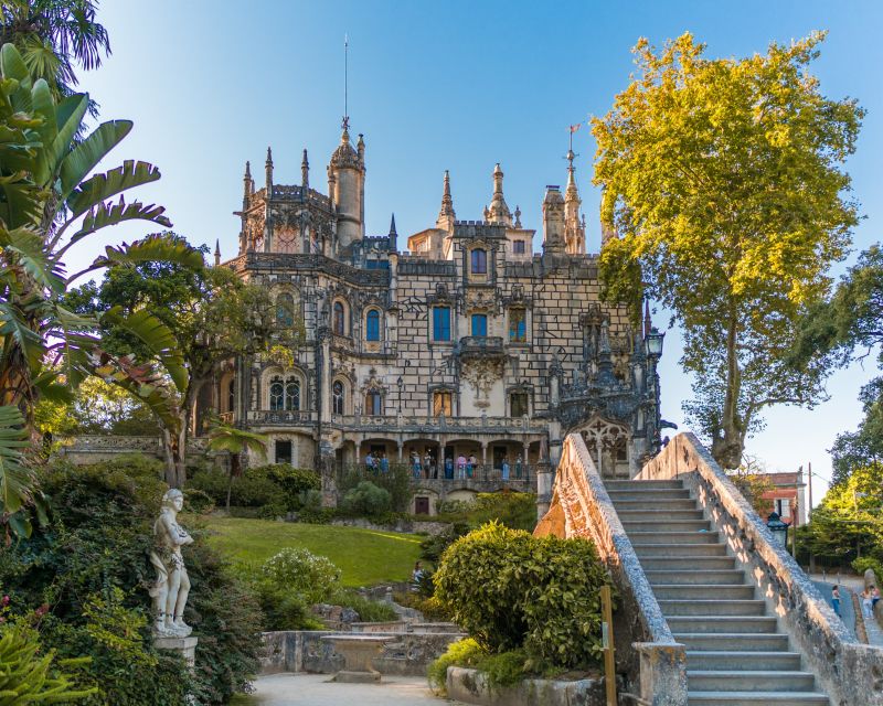 Lisbon: Regaleira, Sintra, Cape Rock & Cascais Day Trip - Two and a half hours to eat and wander in Sintra