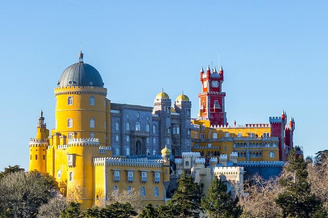 Lisbon: Sintra Private Day Trip with Pena Palace & Wine Tasting - Five things to know before booking