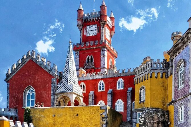 Lisbon: Sintra Private Day Trip with Pena Palace & Wine Tasting - Fonte da Sabuga and the quieter side of Sintra