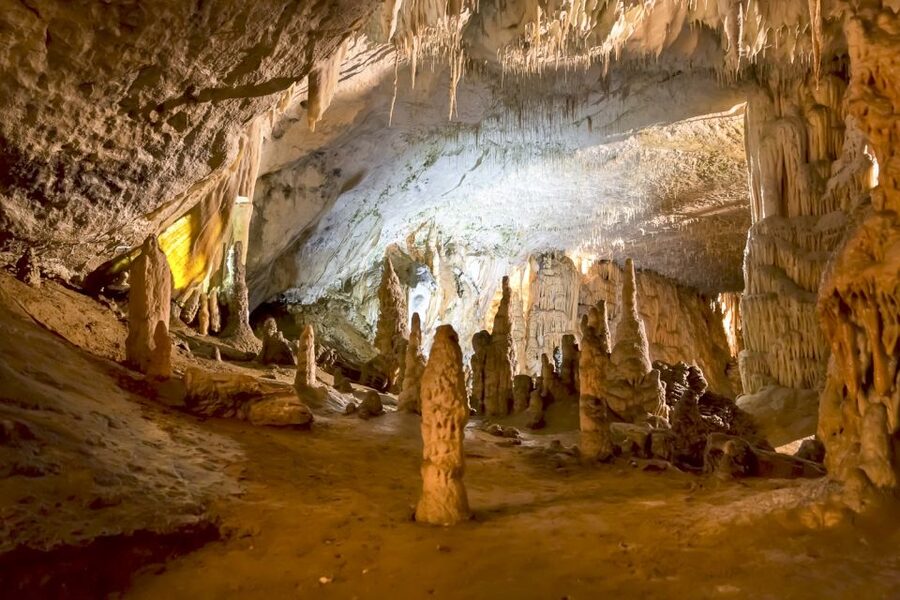 Ljubljana: Lake Bled & Postojna Cave Day Trip - Four details that shape the day