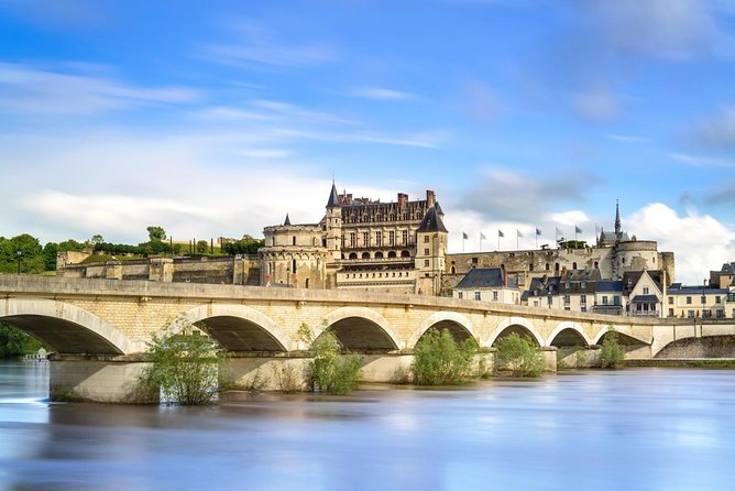 Loire Valley Royal Castles Guided Small group Day Trip from Paris - Key points to know before booking