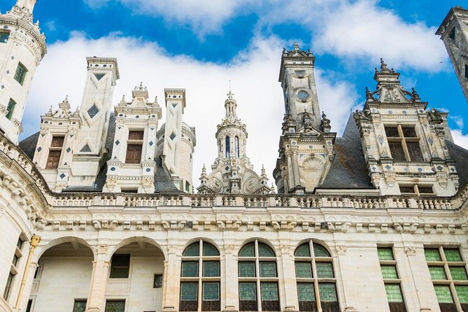 Loire Valley Wine and Castles Small-Group Day Trip from Paris - Amboise: castle walls, a medieval town, and da Vinci