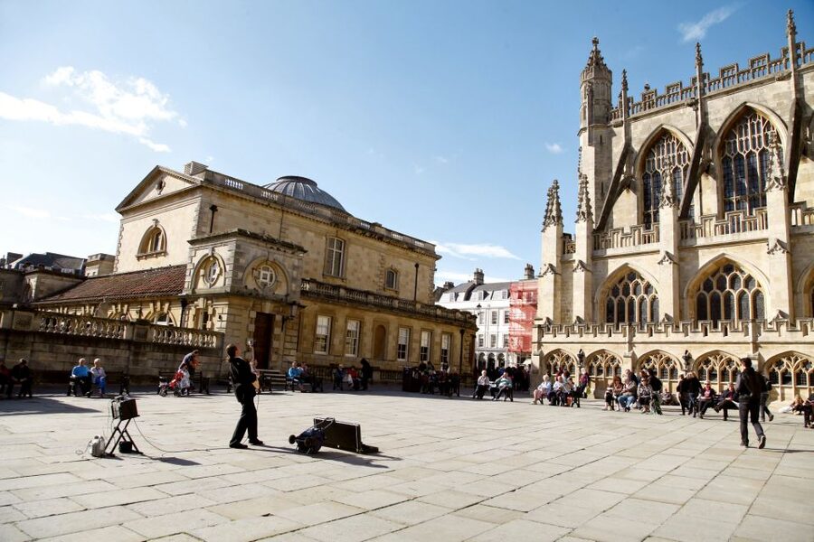 London: Windsor Castle, Stonehenge, and Bath Day Trip - The coach ride, timing, and pace