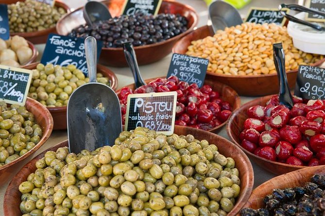 Luberon Market & Villages Day Trip from Aix-en-Provence - Roussillon and its red-orange village streets