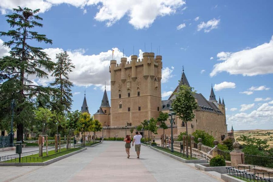 Madrid: Segovia, Ávila & Toledo Day Trip with Optional Lunch - Why visit three cities in one day?