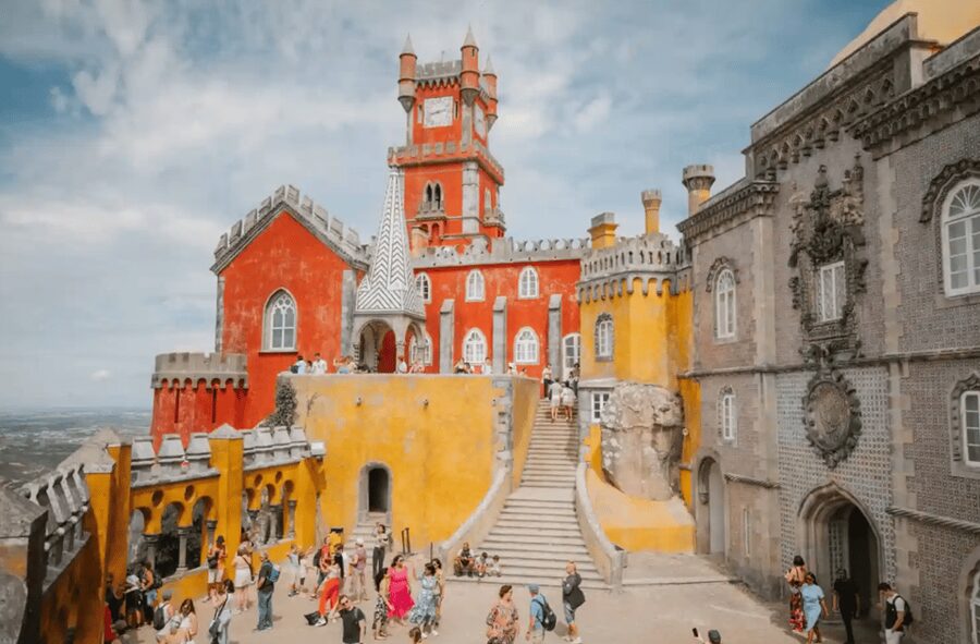 Magical Day Trip: Pena Palace, Sintra, CaboDa Roca & Cascais - Boca do Inferno and Cascais finish the day well
