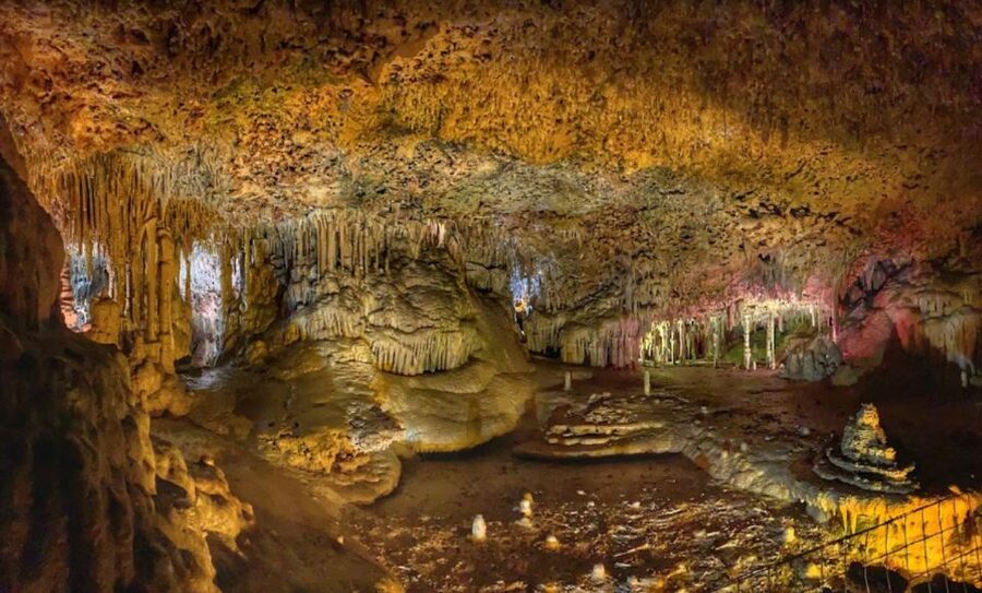 Mallorca: Day Trip to Caves of Hams & Optional Dinosaurland - Dinosaurland: a good add-on for young children