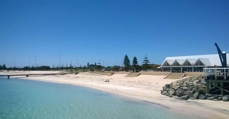 Margaret River and Busselton Jetty: Day Trip from Perth - Lunch, beer, cider and wine in the Margaret River region