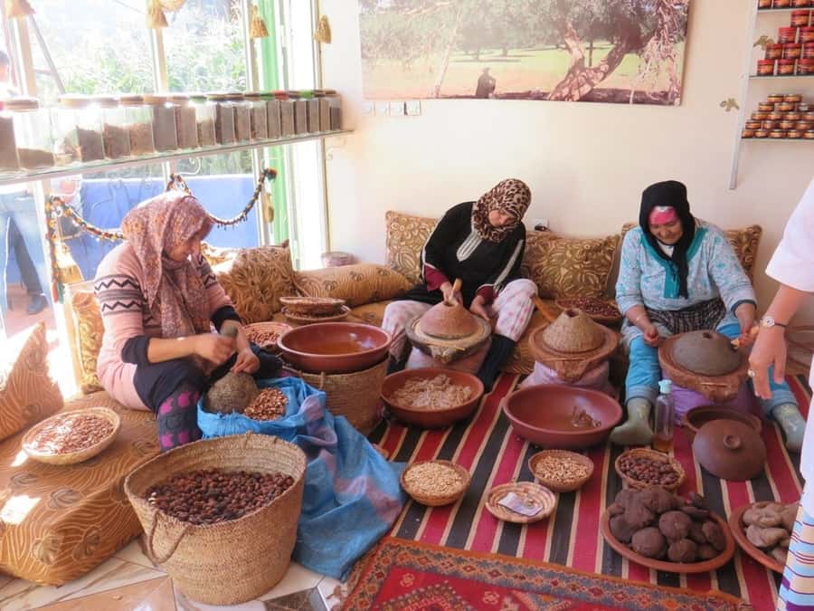 Marrakech: Ourika Valley & Atlas Mountains Half-Day Trip - The argan cooperative and a traditional Berber breakfast