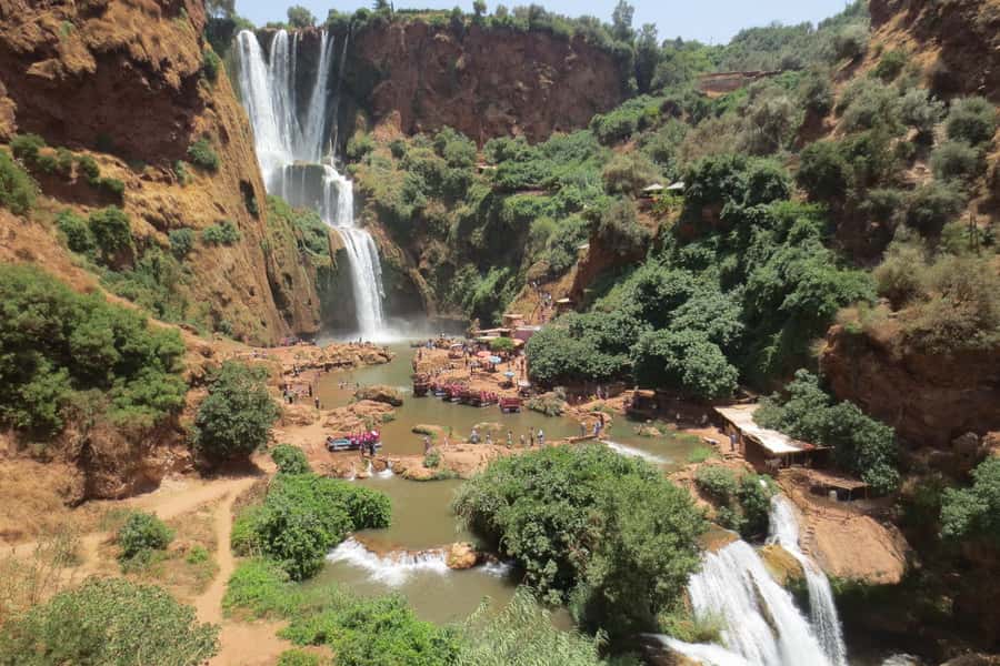 Marrakech: Ouzoud Waterfalls Guided Day Trip with Boat Ride - Free time, photos, and the limits of the schedule
