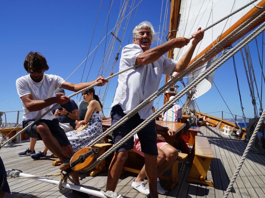 Marseille: Calanques Sailing Day Trip with Lunch and Wine - Organic wine, coffee, and the social side