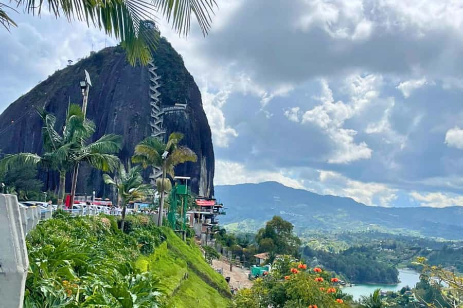 Medellin: Guatape and El Penol Rock Day Trip with Boat Ride - Pickup choices and the long road east
