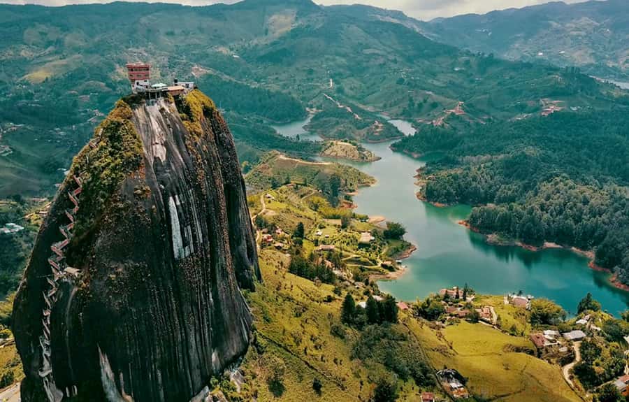 Medellin: Guatapé Day Trip & Boat to Pablo Escobar's Estate - What makes this Guatapé trip worth considering