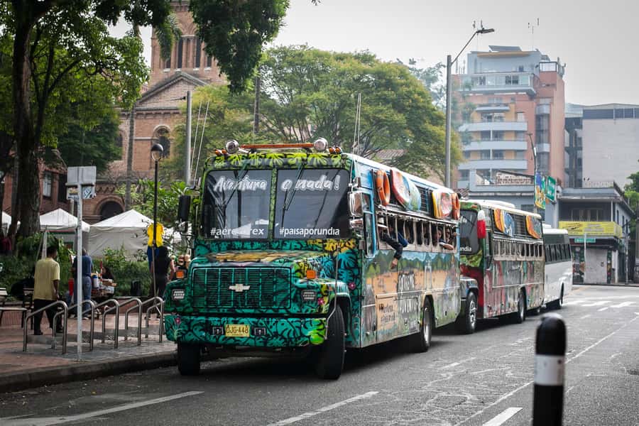 Medellin: Guatapé Day Trip & Boat to Pablo Escobar's Estate - Practical tips for a smoother day