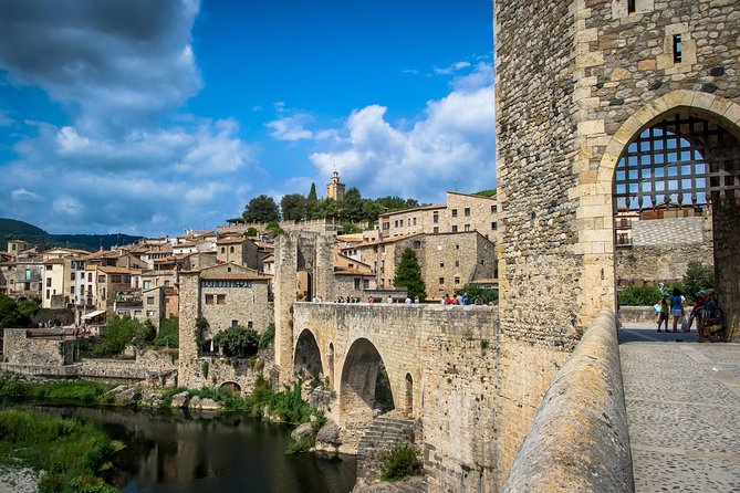 Medieval Three Villages Small Group Day Trip from Barcelona - 8:30 a.m. departure beside the Palau de la Música