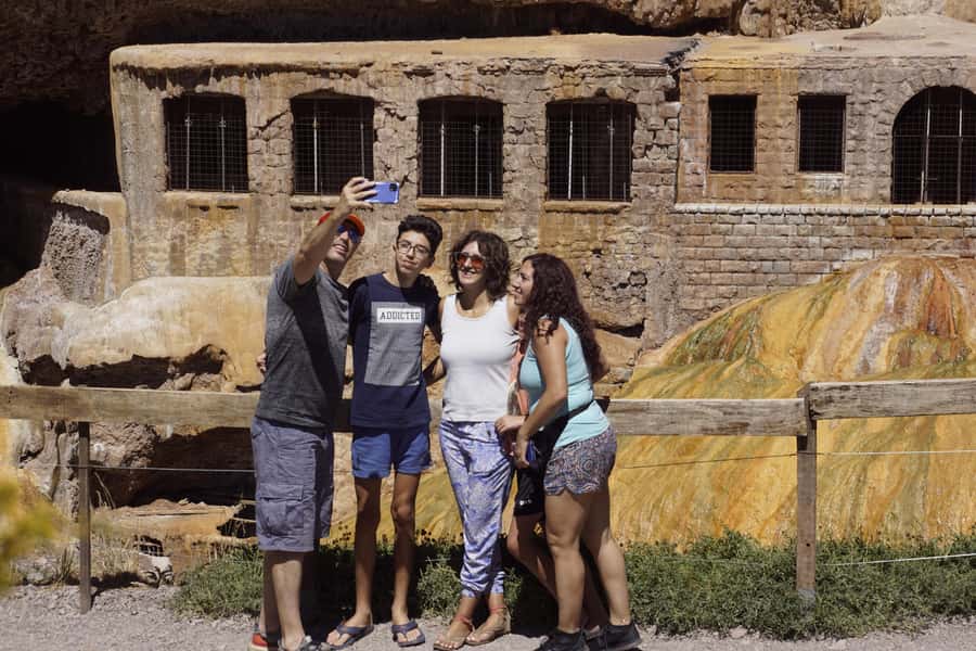 Mendoza: Aconcagua, Uspallata & Puente del Inca Day Trip - Las Cuevas at 3,200 meters