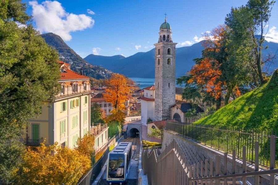 Milan:Lake Como, Lugano & Bellagio Day-Trip with Boat Cruise - Como starts the day with a quick look