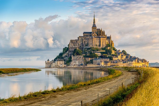 Mont Saint Michel Guided Day Trip with Abbey Entry from Paris - Free time for shops, food, and views