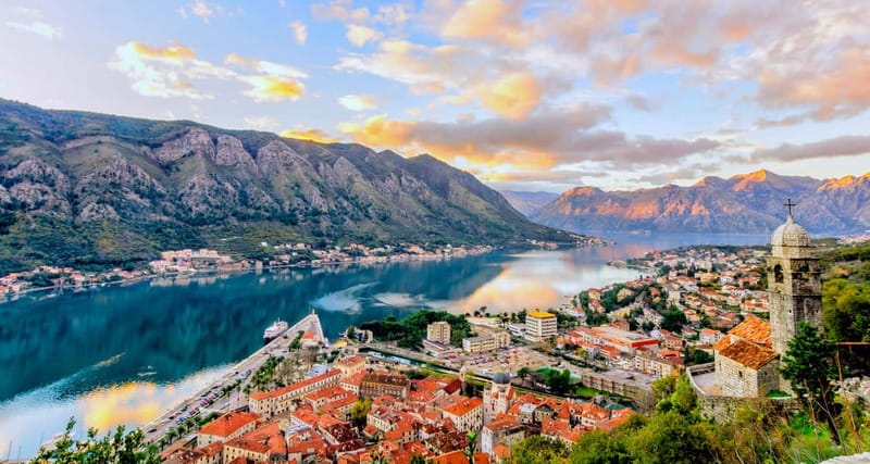 Montenegro Day Trip & Kotor Bay Short Boat Cruise - Kotor Old Town and its Venetian walls