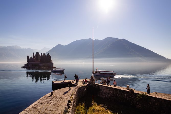 Montenegro Full-Day Trip from Dubrovnik with Optional Boat Trip - Small group or standard coach?