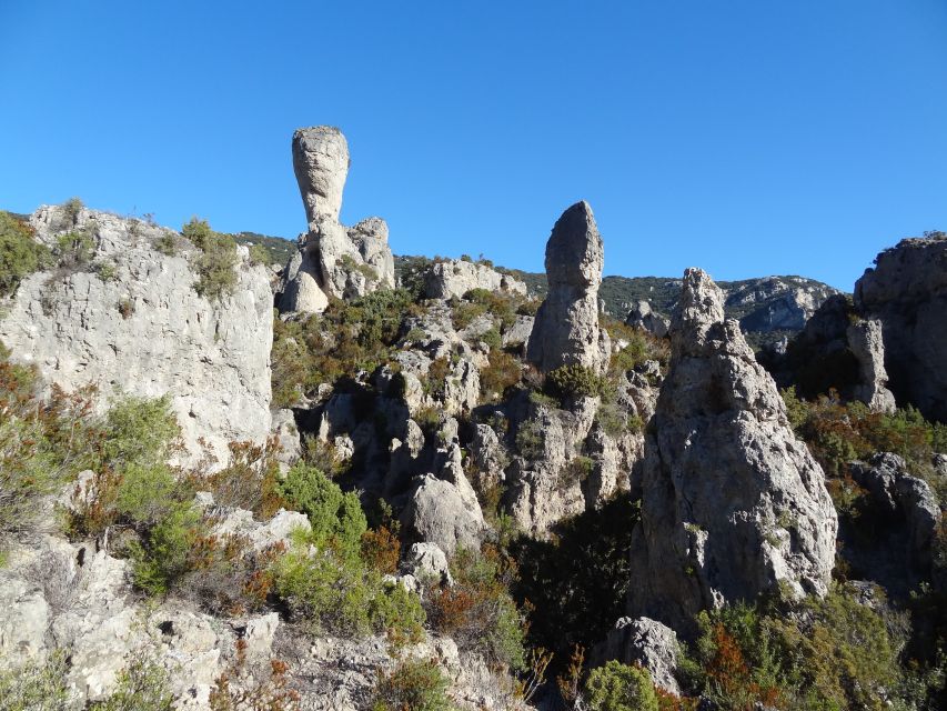 Montpellier: St. Guilhem le Désert and Moureze Day-Trip - Mourèze and its strange limestone cirque