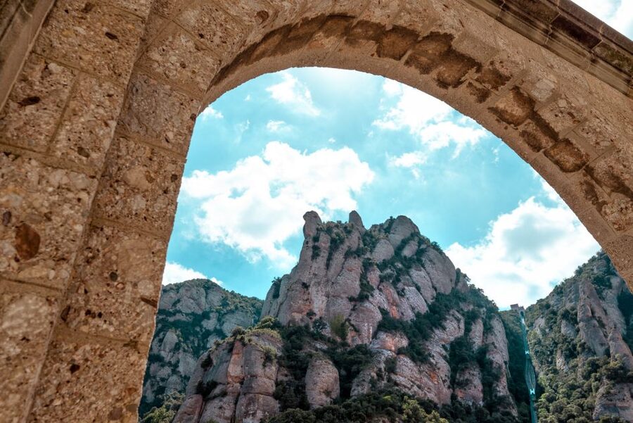 Montserrat: Morning or Afternoon Half-Day Trip with Pickup - Quick reasons to consider this trip