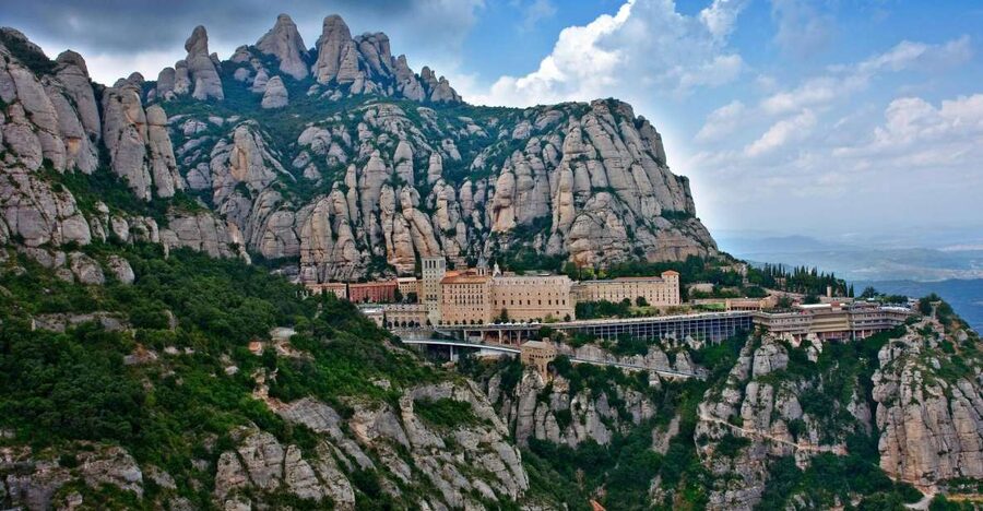 Montserrat: Morning or Afternoon Half-Day Trip with Pickup - Inside the Monastery and Basilica