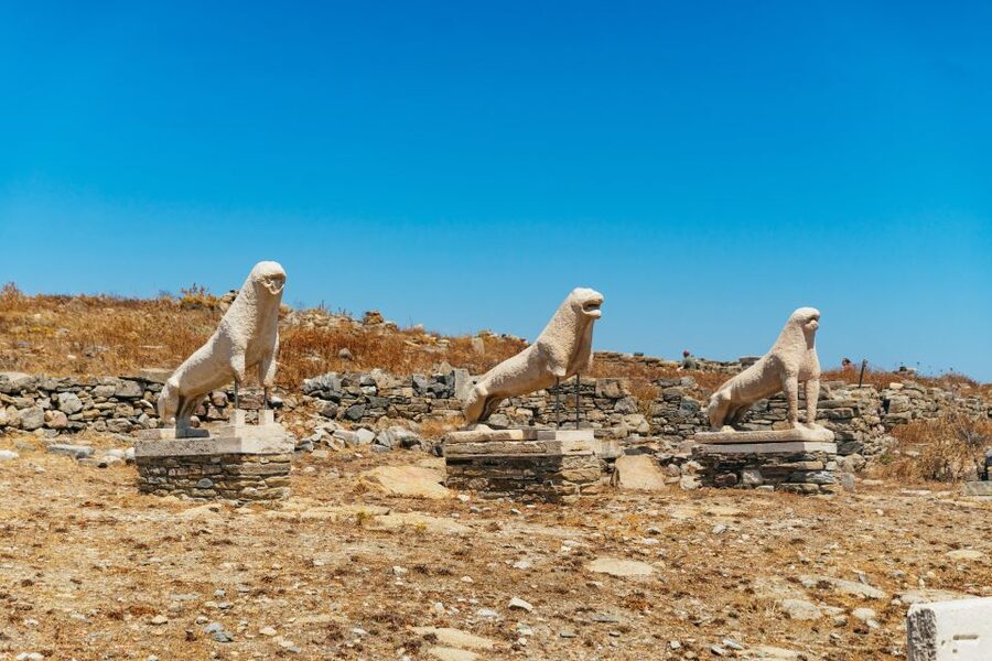 Mykonos Town: Archaeological Site of Delos Guided Day Trip - Getting from Mykonos Town to the old port