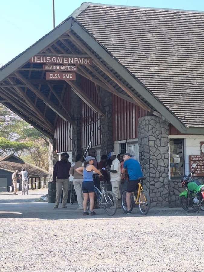 Nairobi: Lake Naivasha & Hell’s Gate National Park Day Trip - Timing, transport, and the shape of the day