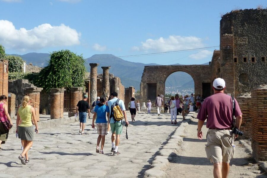 Naples: Day Trip to Pompeii and Capri - What is included, and what you still pay for