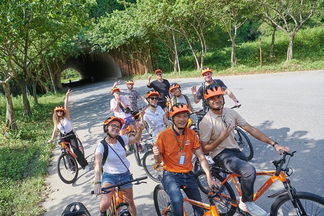 Ninh Binh Day Trip: Bai Dinh-Trang An-Mua Cave, Buffet, Boat, Bus - Transport, guide service, and daily comfort