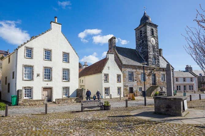 Outlander Film Locations Day Trip from Edinburgh - The guides make or break a long day