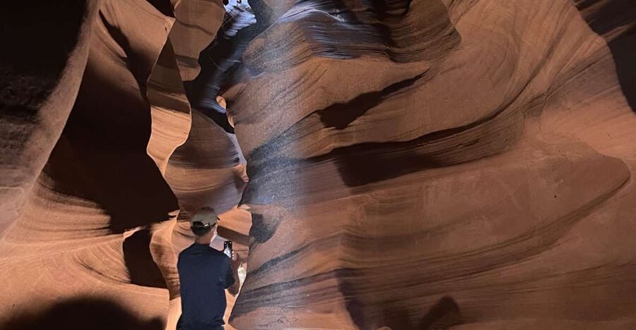 Page: Upper & Lower Antelope Canyon Combo Day Trip - A short scenic stop finishes the outing