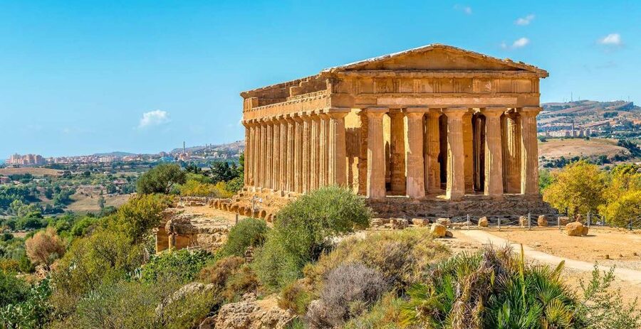 Palermo: Valley of the Temples and Scala dei Turchi Day Trip - Entering the Valley of the Temples
