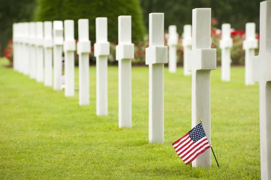Paris: Normandy D-Day Sites Guided Day Trip with Lunch - Should you book the Normandy D-Day day trip?