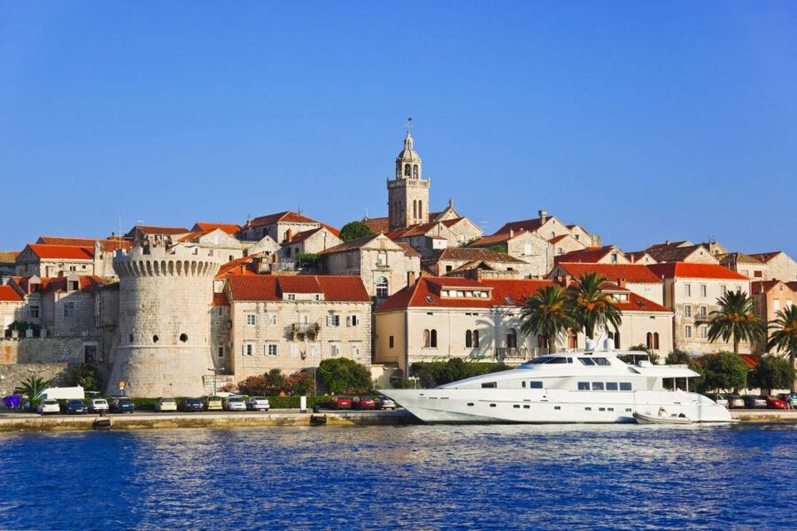 Peljesac Peninsula & Korcula Island Day-Trip from Dubrovnik - Peljesac offers the best views between the stops