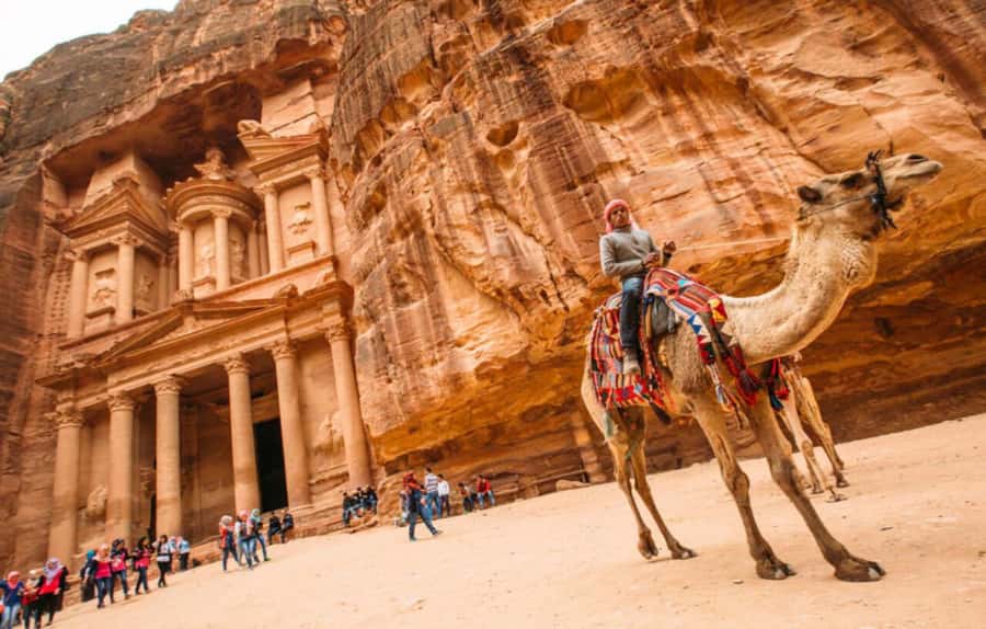 Petra & Wadi Rum: Full Day Private Tour with Hotel Pickup - Why this 14-hour Jordan day works