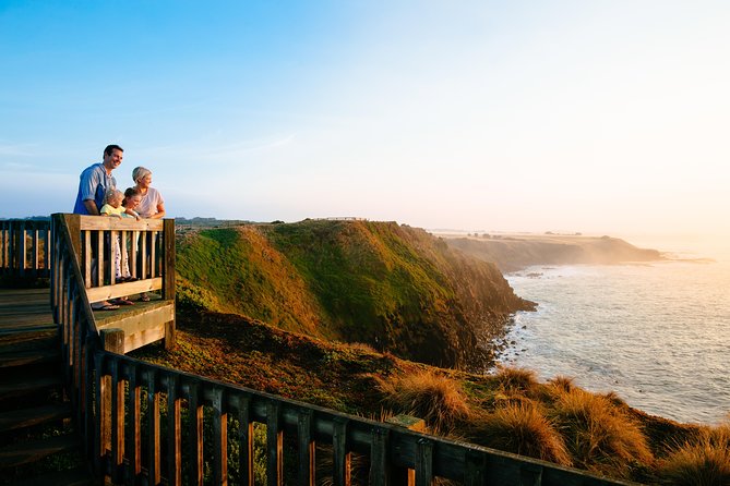 Phillip Island Day Trip from Melbourne with Penguin Plus Viewing Platform - Phillip Island and the short stop in Cowes