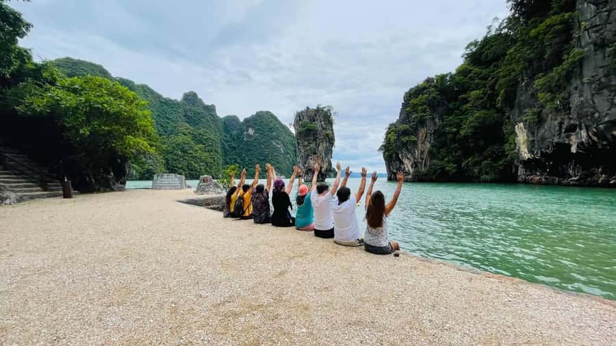 Phuket: Day Trip To Phi Phi, Maya and James Bond Islands - One long day across Phuket’s famous islands