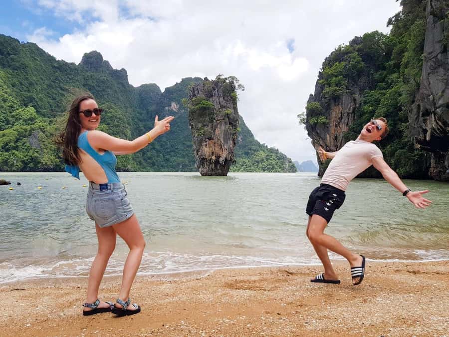Phuket: Day Trip To Phi Phi, Maya and James Bond Islands - Hong Island by canoe or kayak